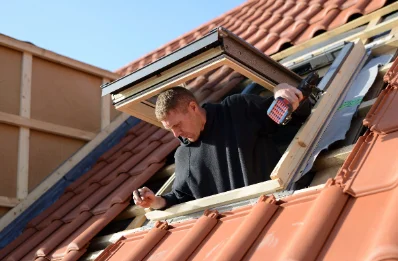 Pose de fenêtres de toit Velux aux Salles